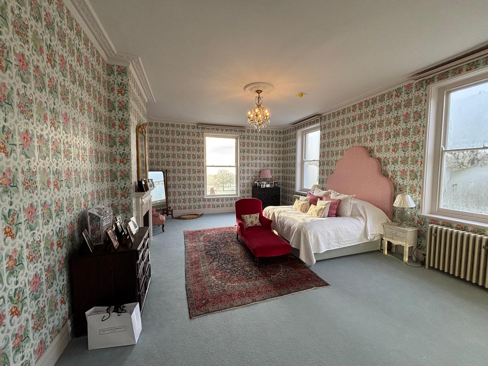 Residential Painter and Decorator